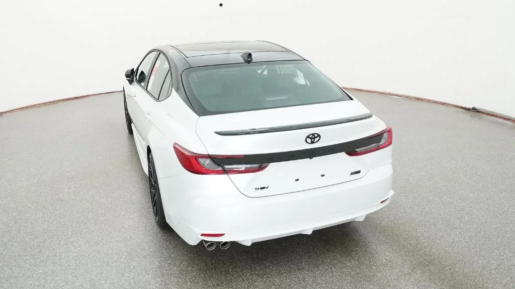 New 2026 Wind Chill Pearl with Midnight Black Metallic roof Toyota XSE image 11
