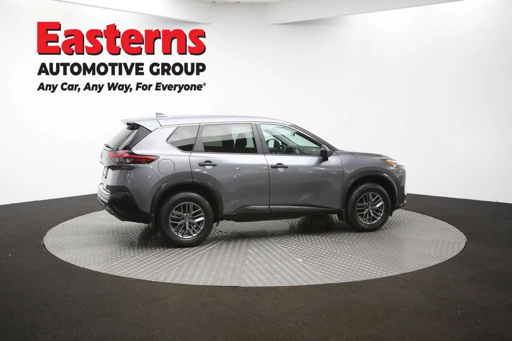 Used 2021 Gray Nissan S image 44