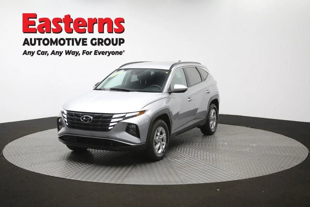Used 2022 Silver Hyundai SEL image 51