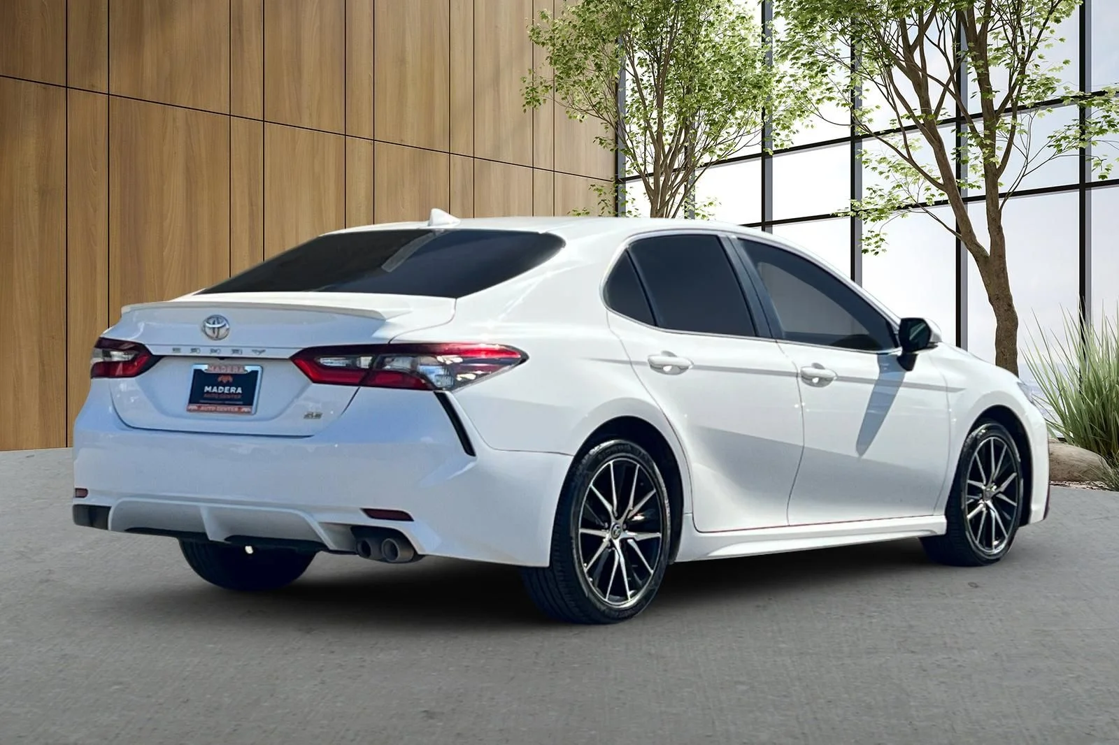 Used 2023 White Toyota SE image 4