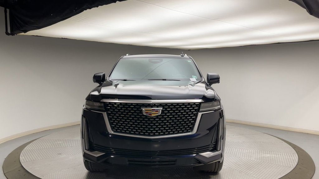 Used 2023 Blue Metallic Cadillac Premium Luxury image 7
