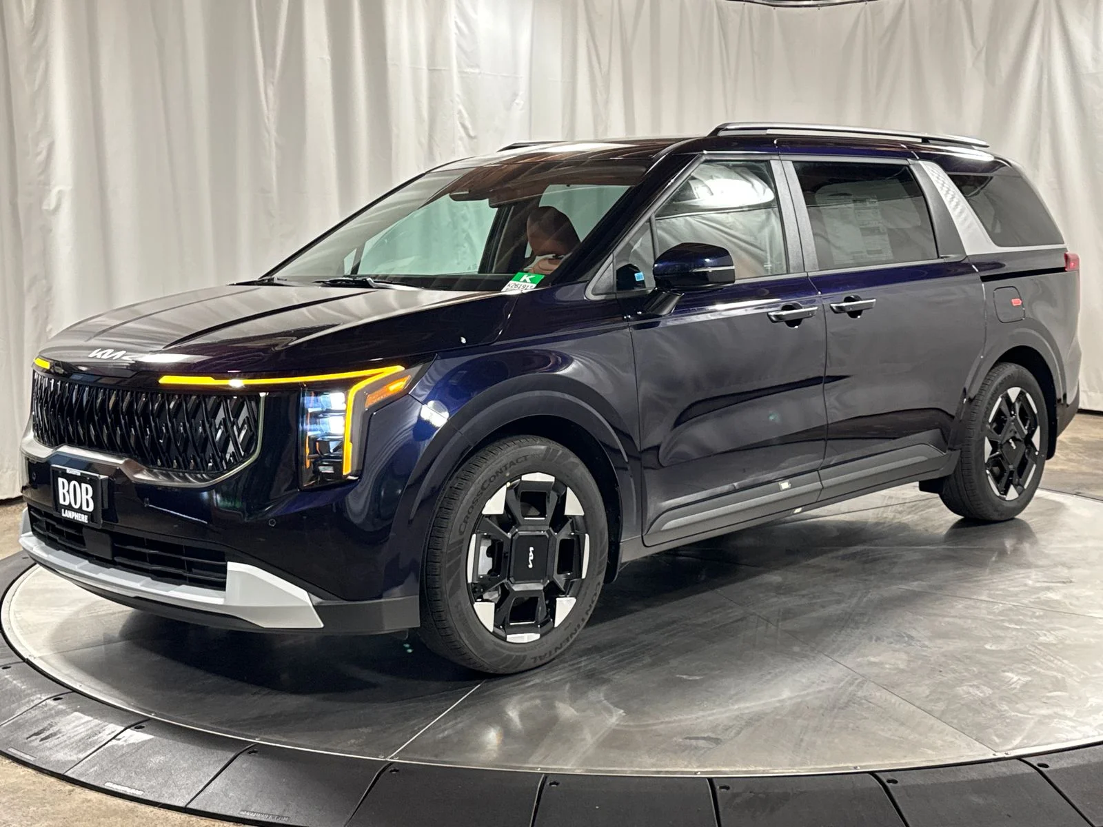 2026 Kia Sedona EX's photo