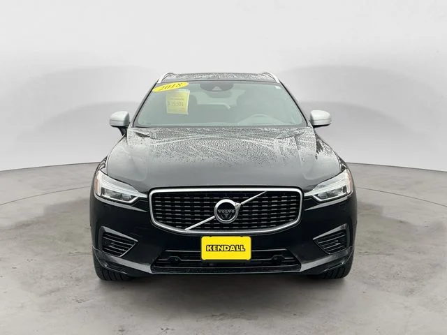 Used 2018 Black Volvo T8 R-Design image 8