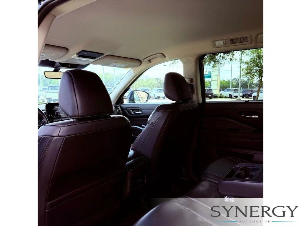 Used 2025 Deep Ocean Blue Pearl Nissan SL image 23