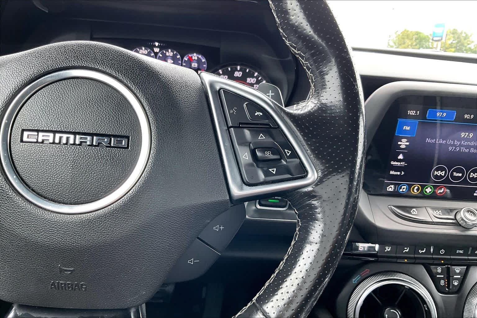 Used 2019 Summit White Chevrolet 2SS image 22