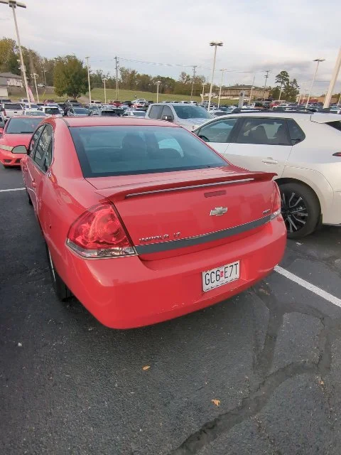 Used 2009 Red Chevrolet LT image 8