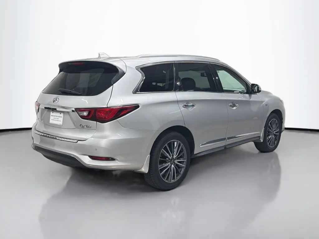 Used 2019 Silver INFINITI LUXE image 9