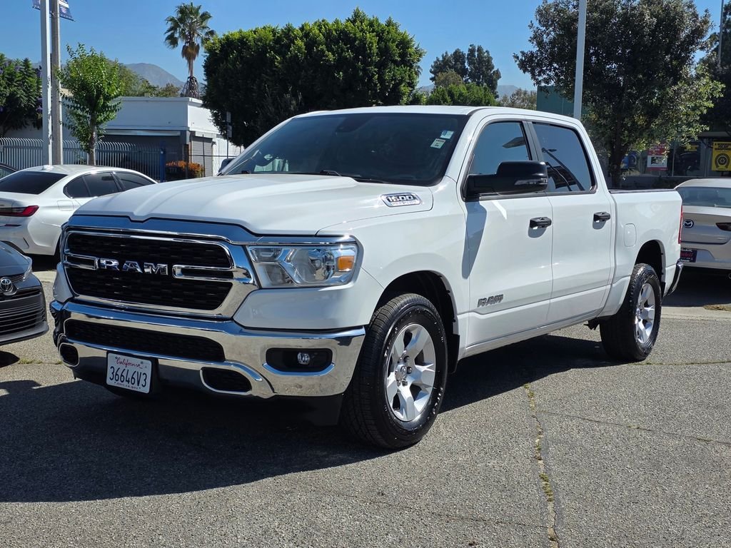 Certified Used 2023 White Ram Big Horn/Lone Star image 10