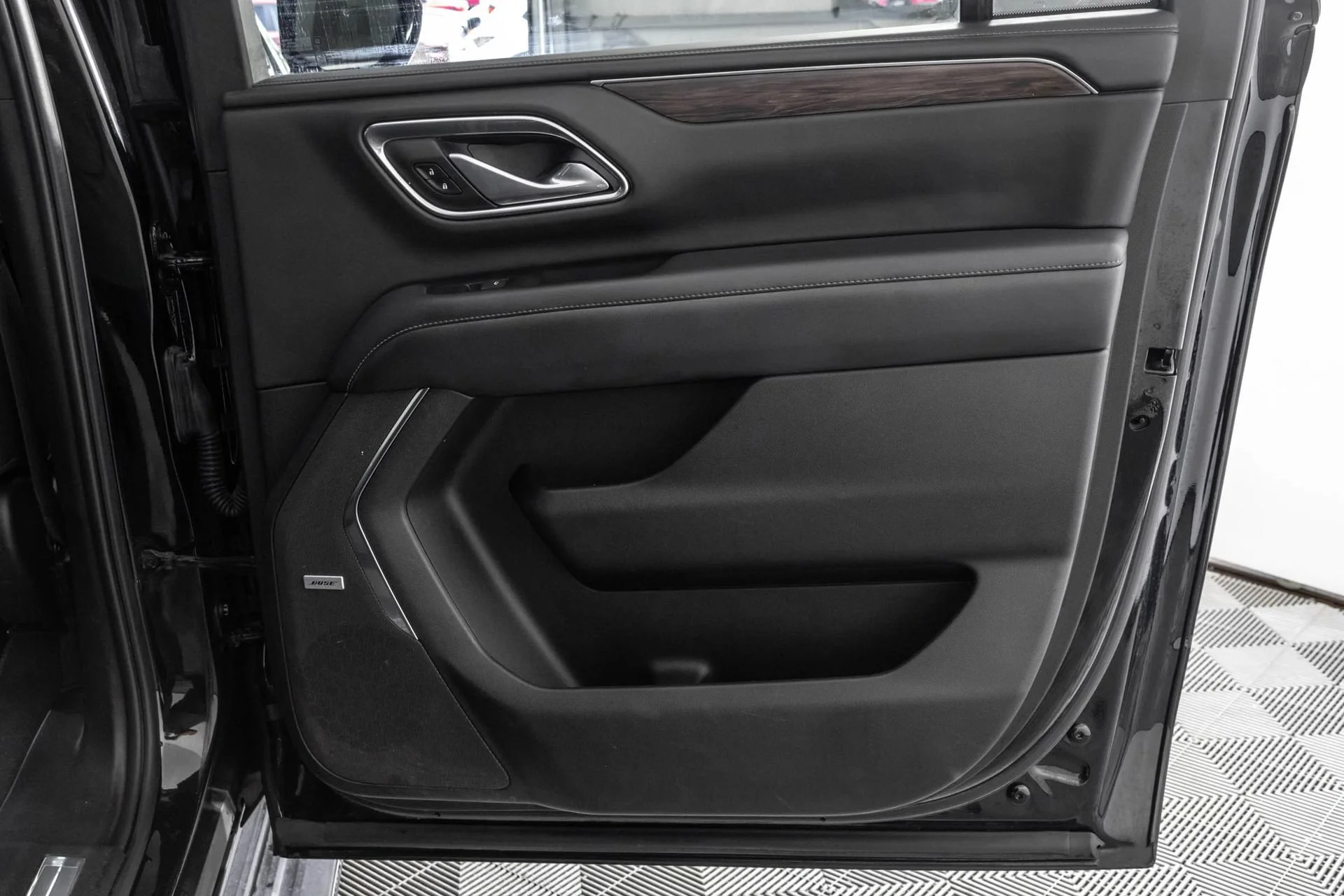 Used 2022 Black Chevrolet LT image 45