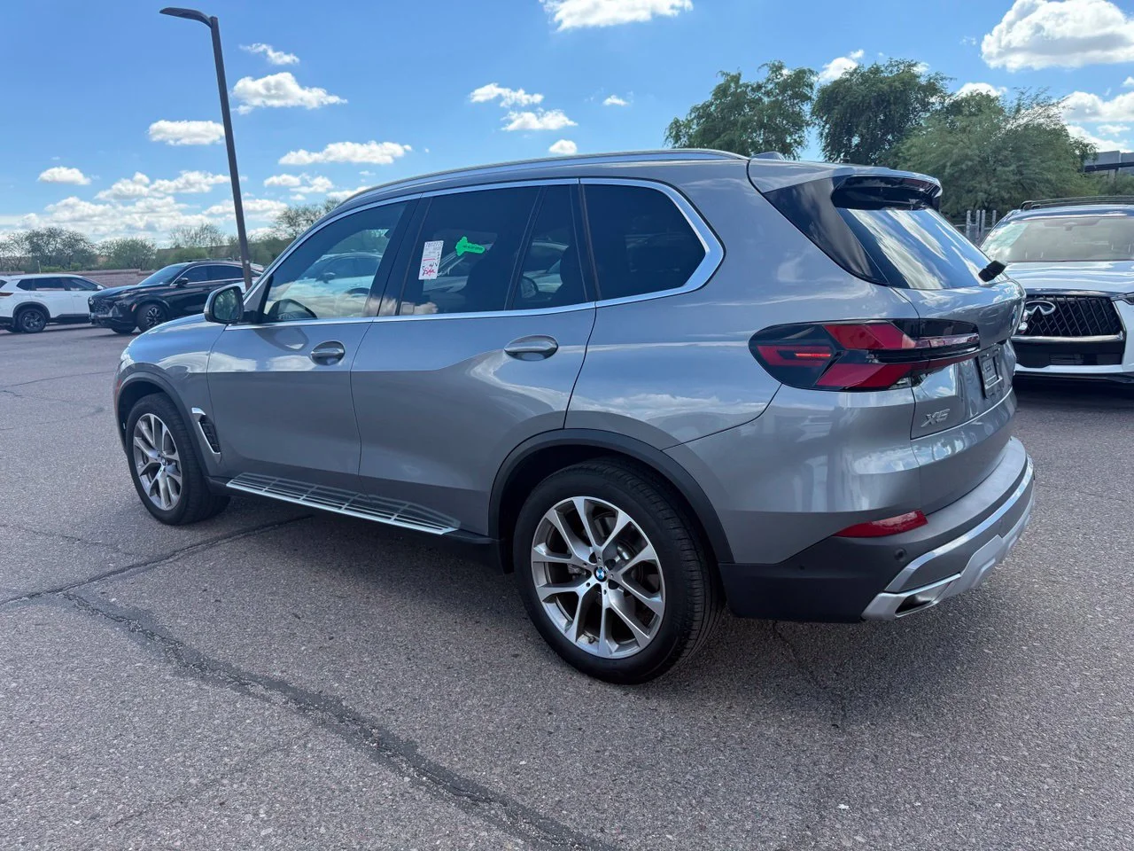 Used 2026 Gray Metallic BMW xDrive40i image 6