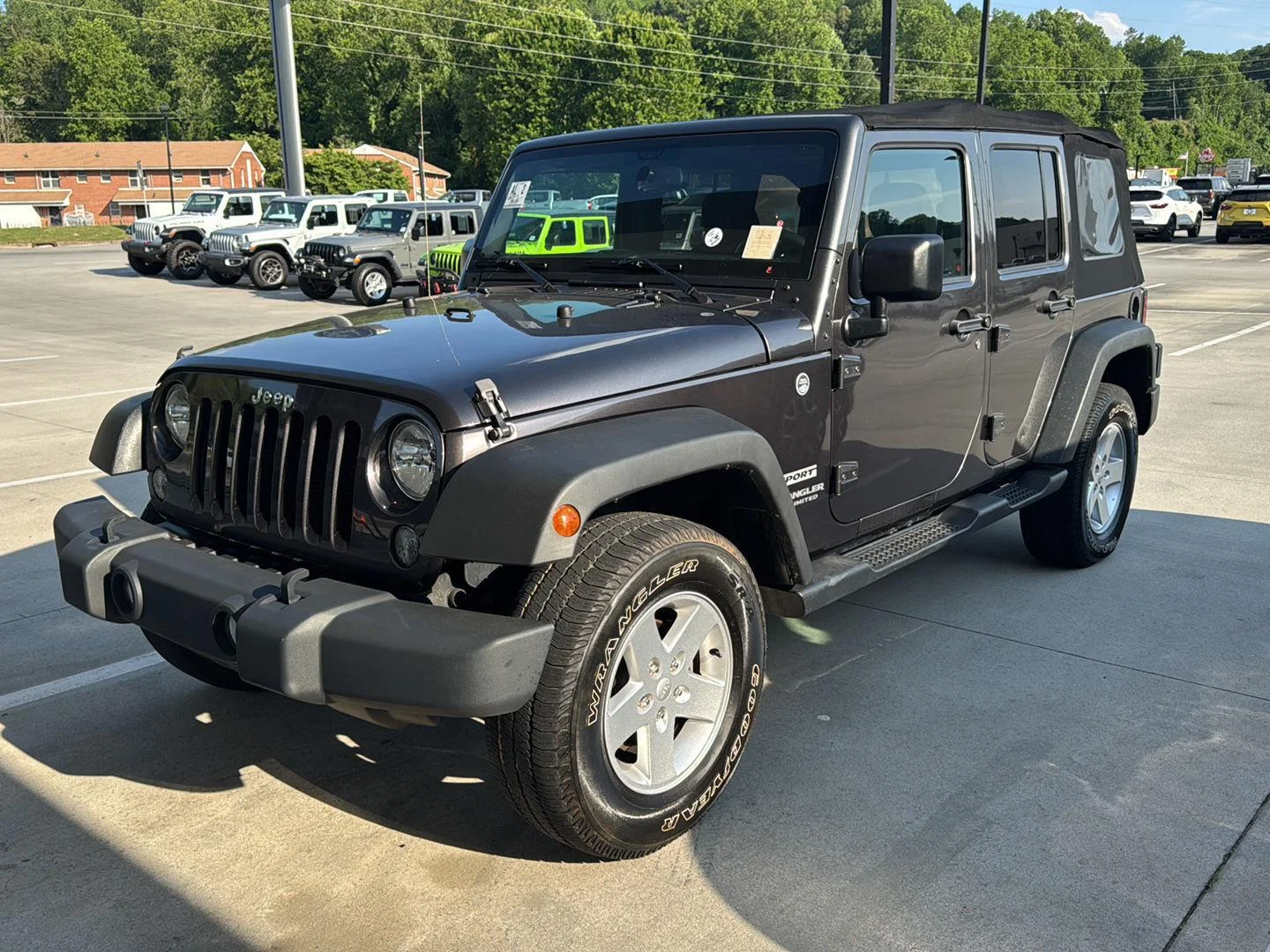 2017 Jeep Wrangler Sport S's photo