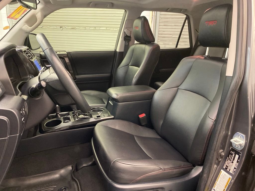Used 2020 Gray Toyota Venture image 20