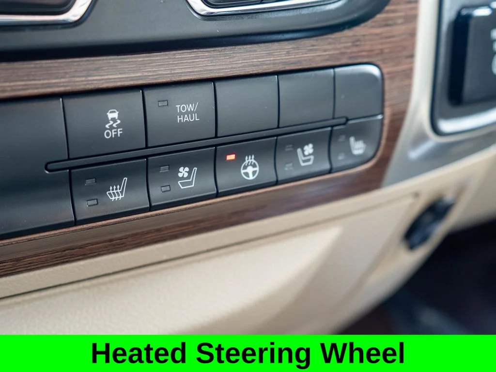 Used 2015 White Ram Laramie image 28