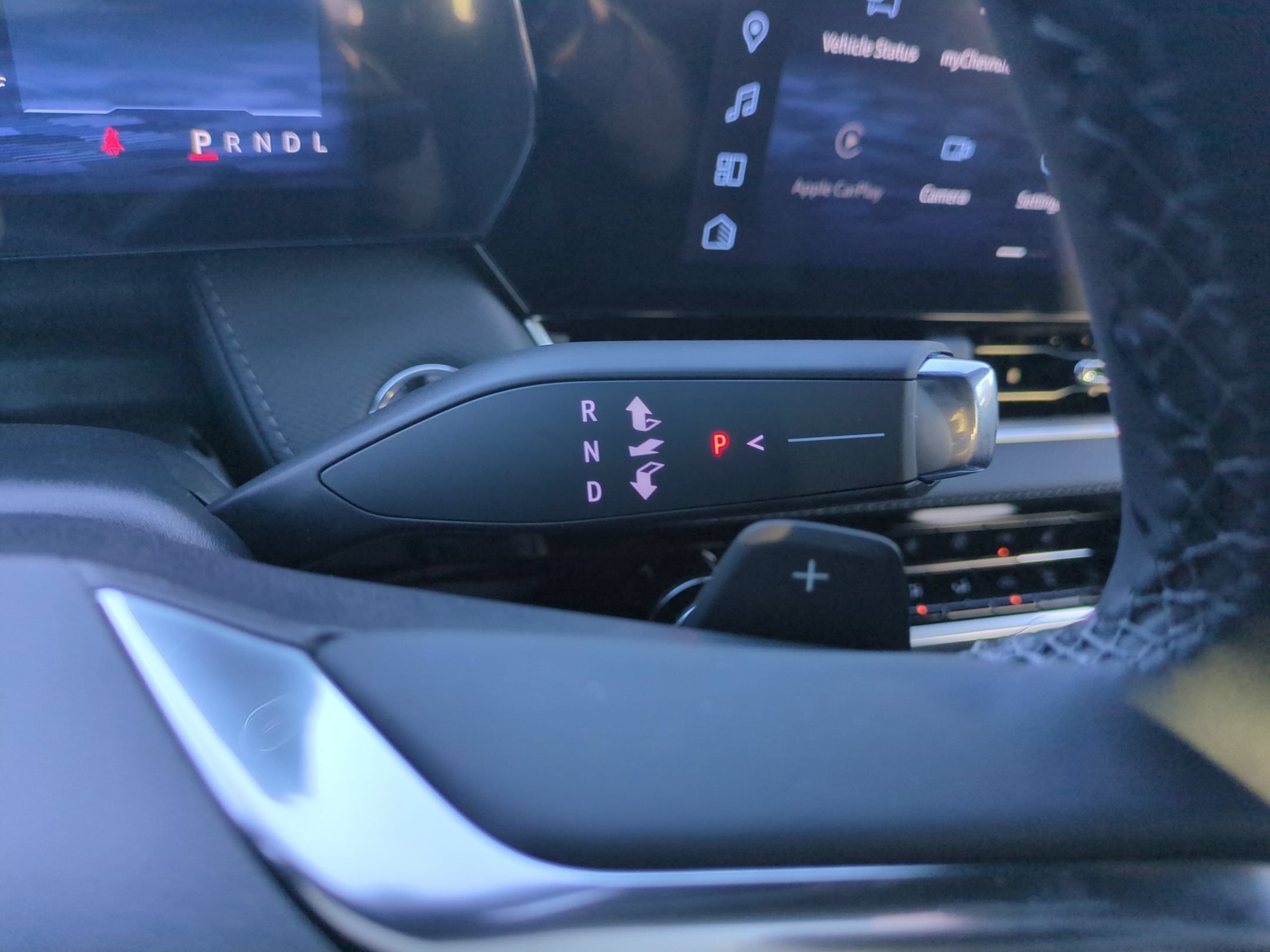 New 2027 Summit White Chevrolet LT image 19