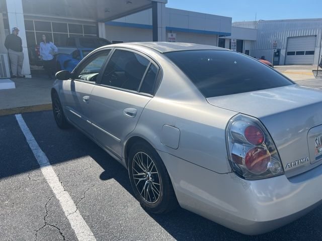 Used 2006 Silver Nissan 2.5 S image 6