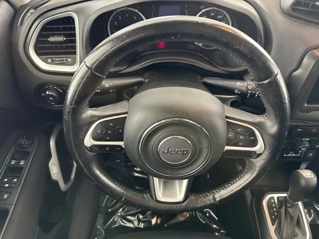 Used 2019 Blue Jeep Latitude image 28