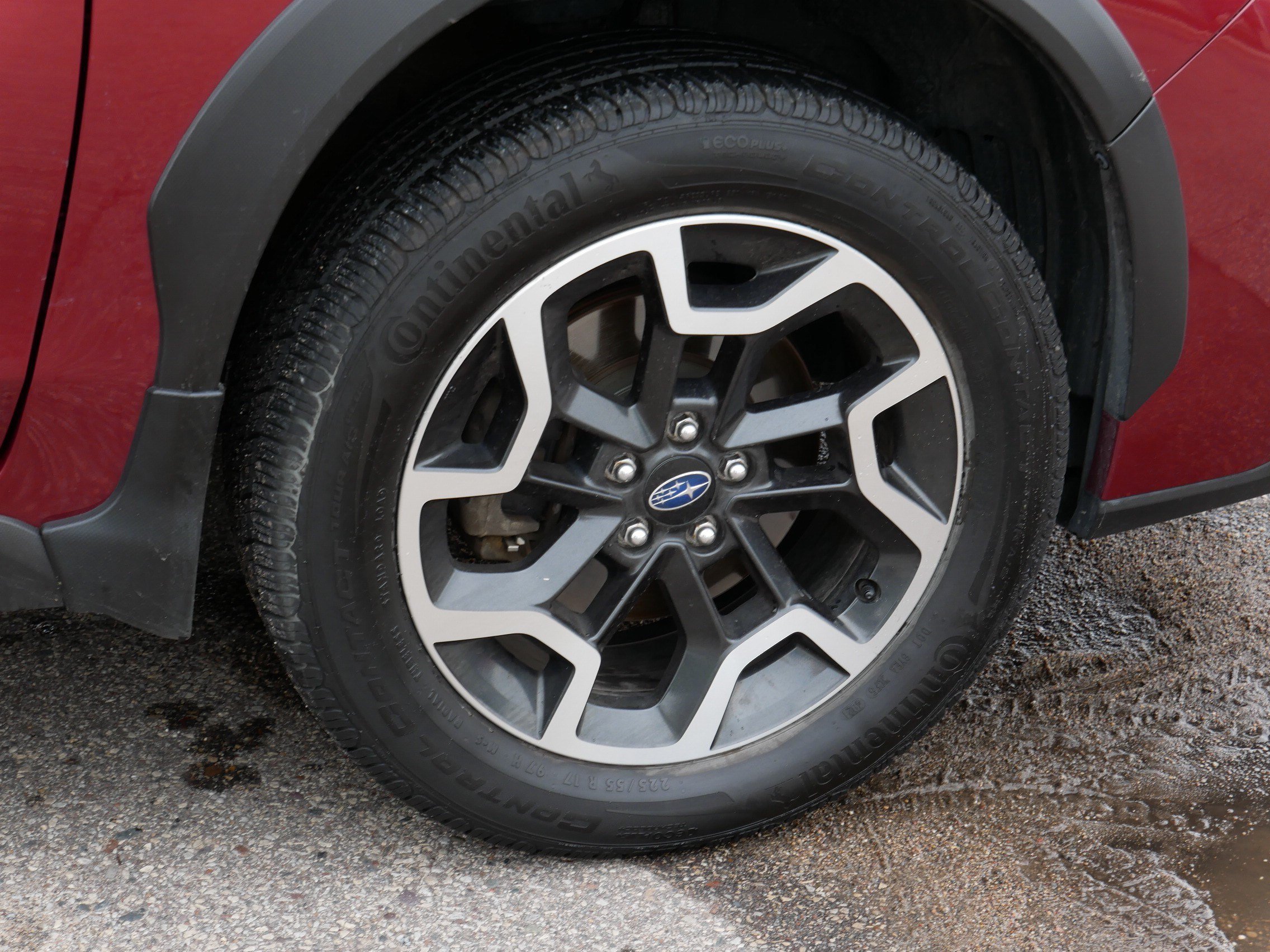 Used 2017 Venetian Red Pearl Subaru Limited image 15