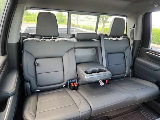 New 2026 Summit White Chevrolet LT DRW image 17
