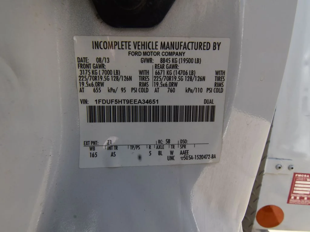 2014 Ford F-550 - Photo 71