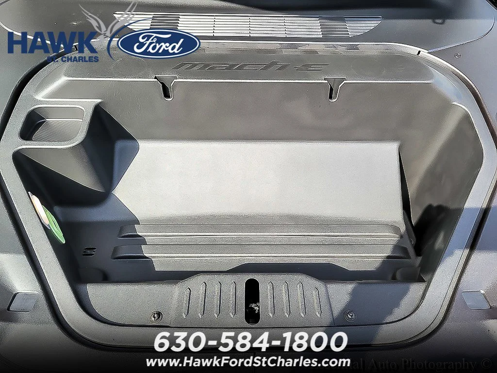 New 2026 Shadow Black Ford Select image 20