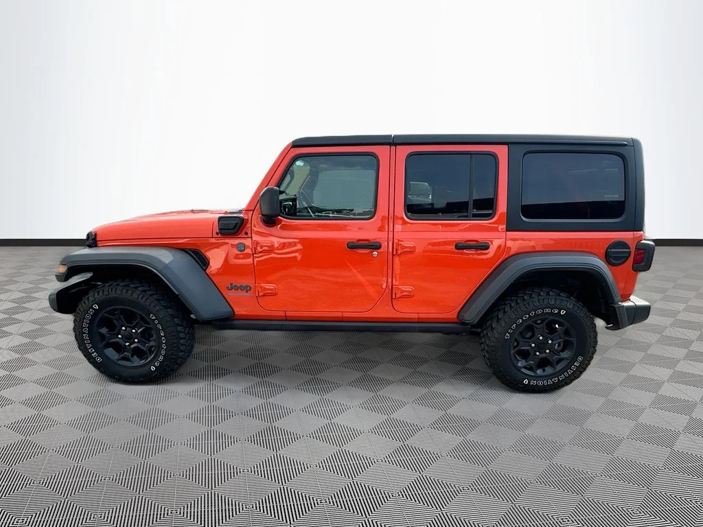 Used 2023  Jeep Willys 4xe image 9