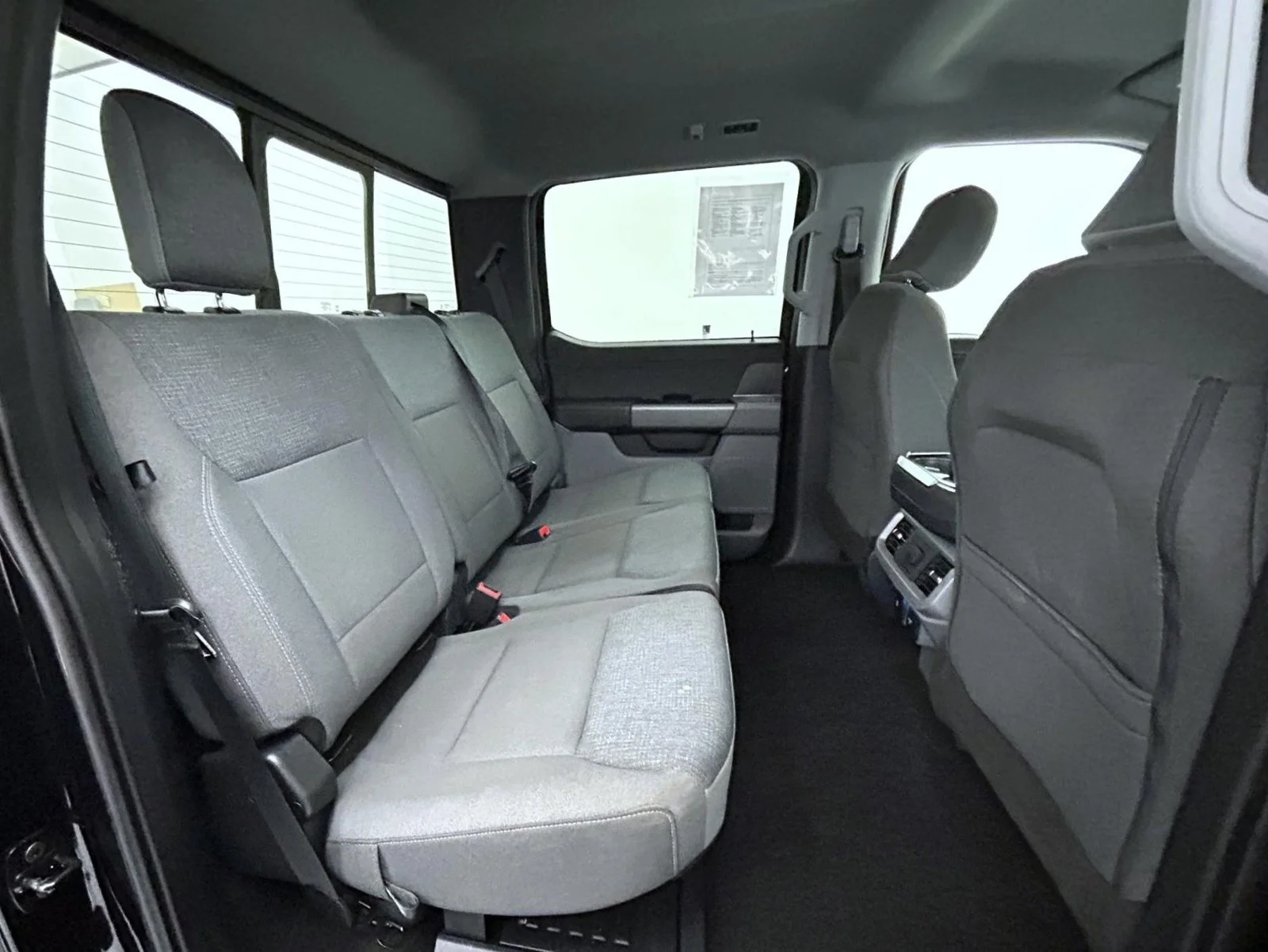 Used 2024 Black Ford XLT image 18