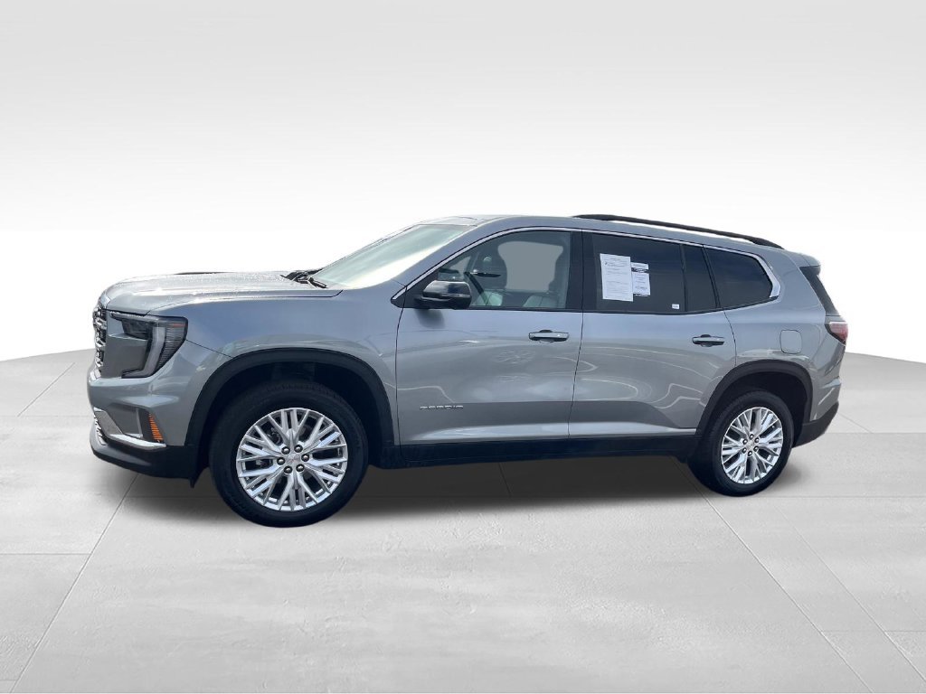 Used 2026 Silver GMC Elevation image 3