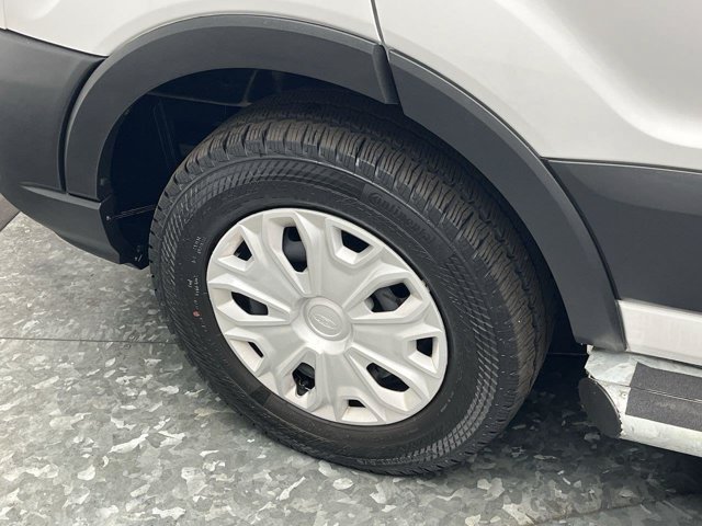 Used 2025 Oxford White Ford 250 image 24