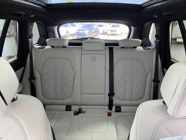 New 2026 Black BMW sDrive40i image 28