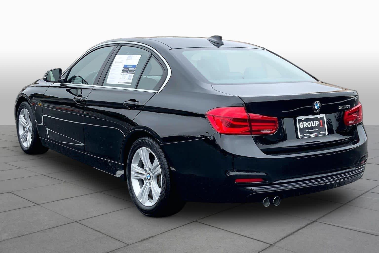 Used 2018 Jet Black BMW 330i image 11