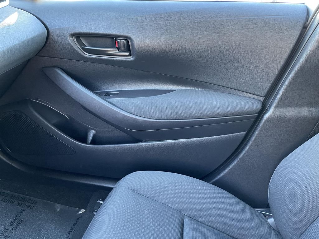Used 2024  Toyota LE image 16