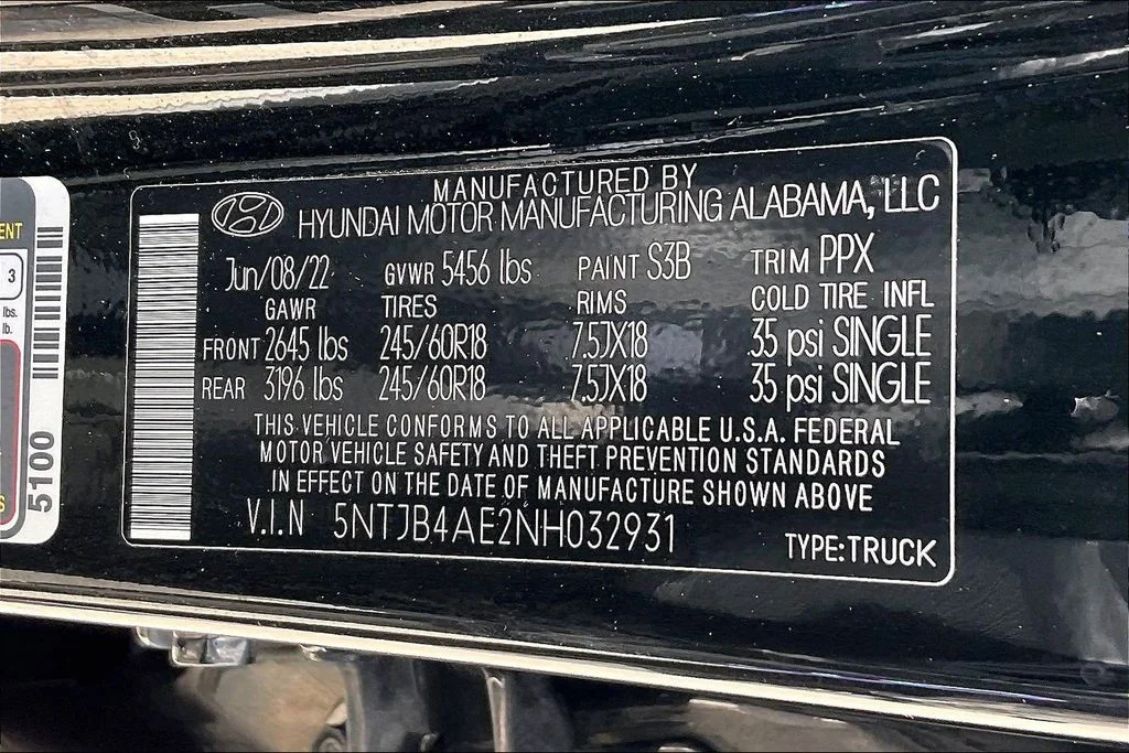 Used 2022 Black Hyundai SEL image 16