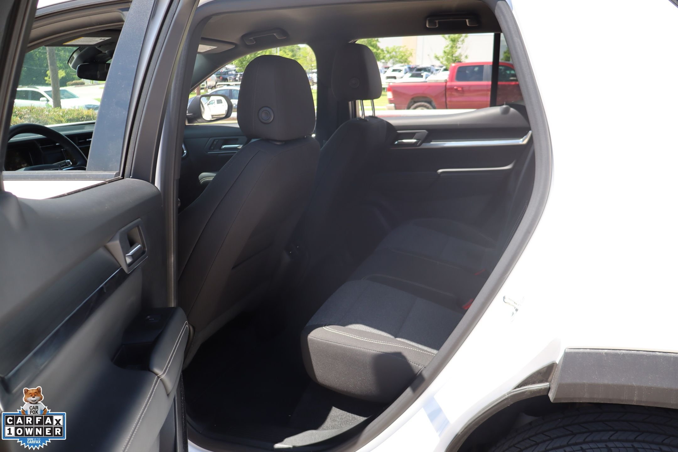 Used 2026 White GMC Elevation image 24