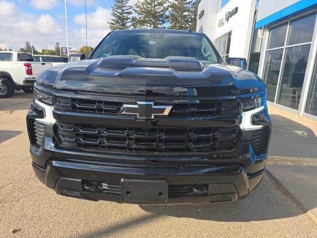 2026 Chevrolet Silverado 1500 LT Trail Boss photo 2