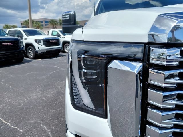 2026 GMC Sierra 3500HD Denali - Photo 12
