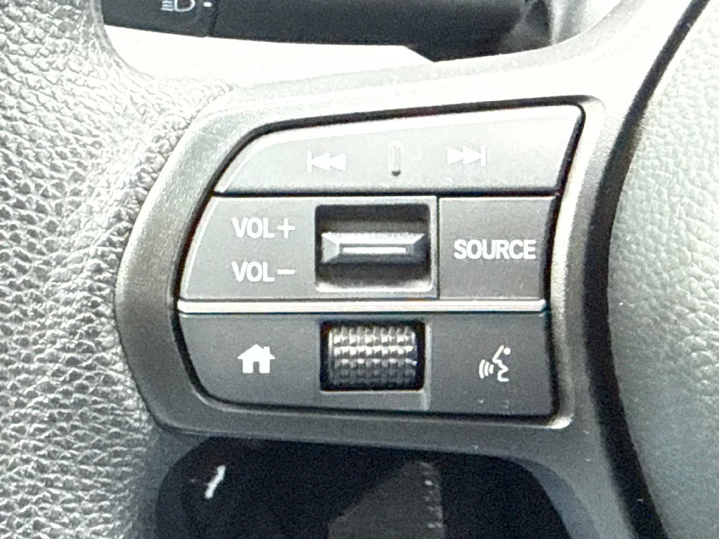 2025 Honda CR-V LX - Photo 30