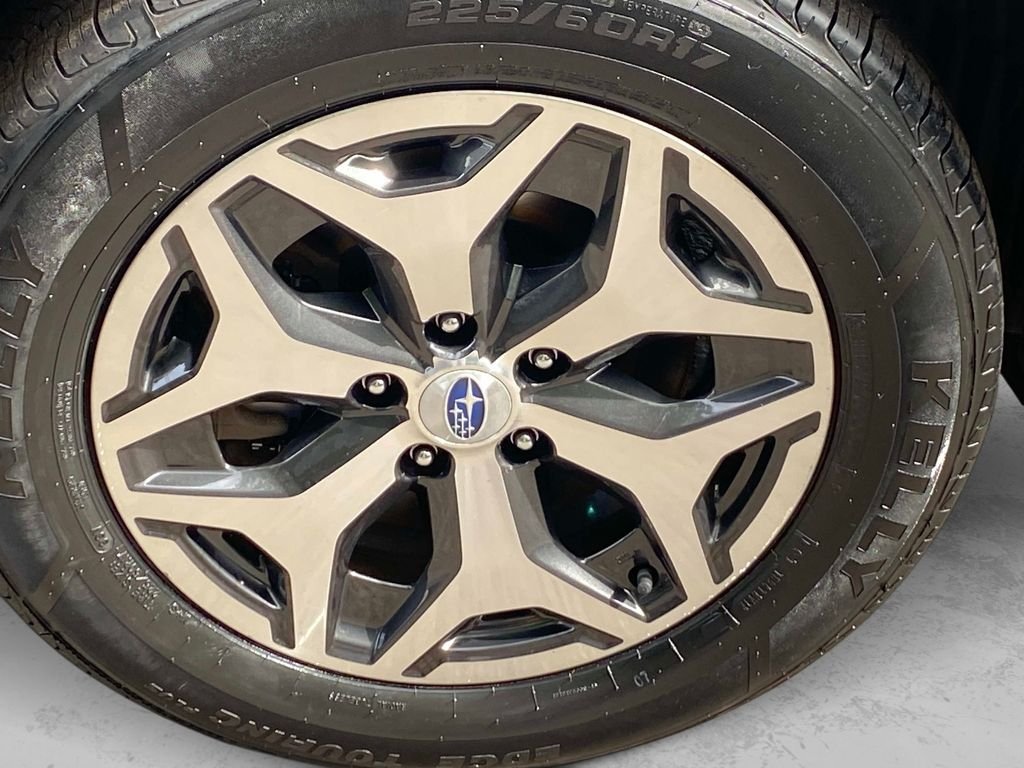 Used 2024 White Subaru Premium image 29