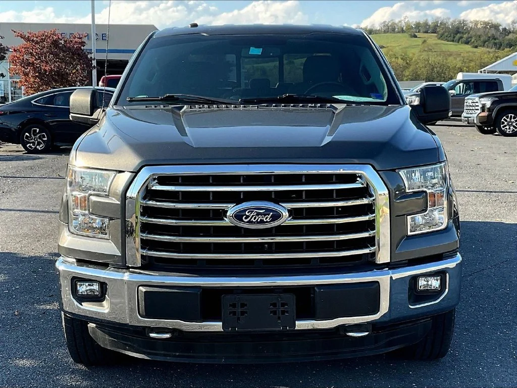 Used 2016 Gray Ford XLT image 11