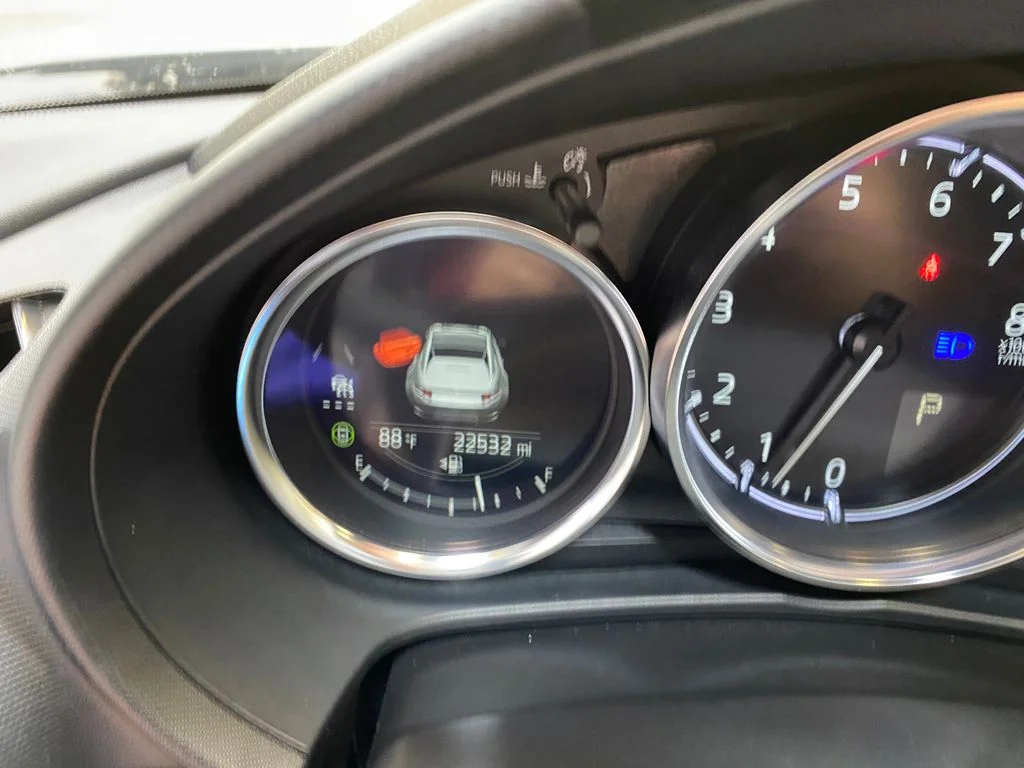 Used 2025 Gray Mazda Grand Touring image 31