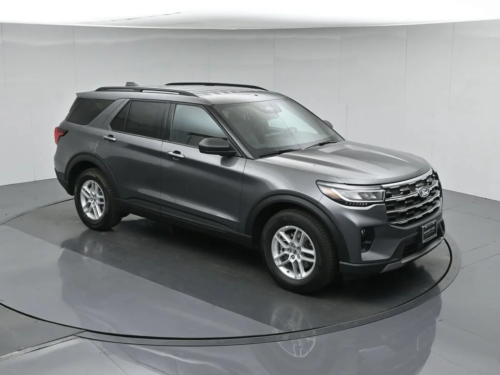 New 2027 Carbonized Gray Metallic Ford Active image 43