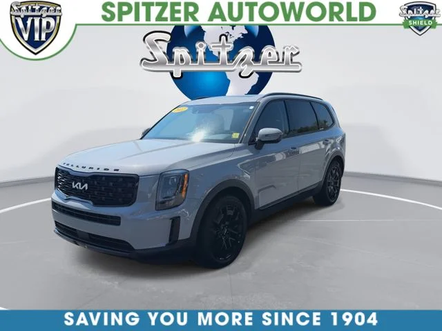 Used 2022 Gray Kia EX image 4