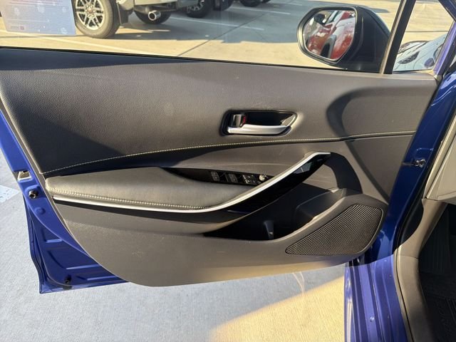 2023 Toyota Corolla Hatchback XSE - Photo 9