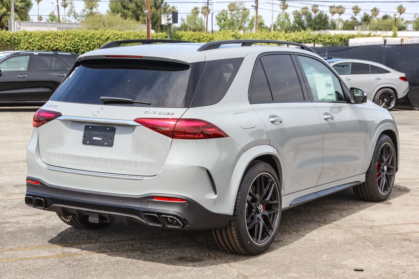 New 2026 MANUFAKTUR Alpine Grey Mercedes-Benz AMG® GLE 63 S image 4