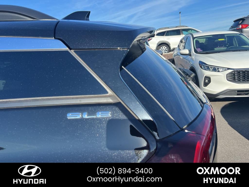 Used 2022 Ebony Twilight Metallic GMC SLE image 7