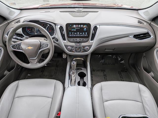 Used 2016 CRYSTAL RED TINTCOAT Chevrolet LT image 13