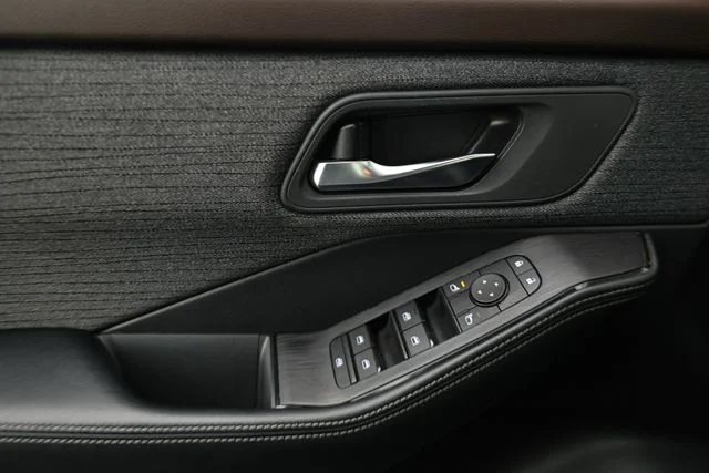Used 2023 Gun Metallic Nissan SV image 14