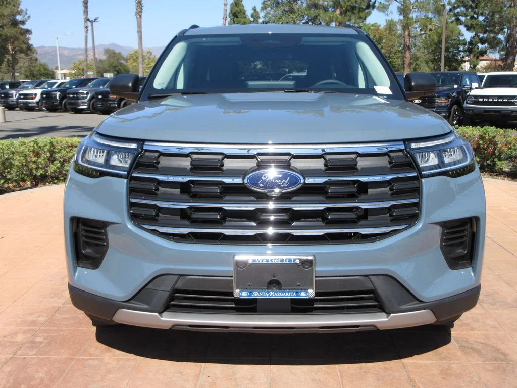 New 2026 Vapor Blue Metallic Ford Active image 7