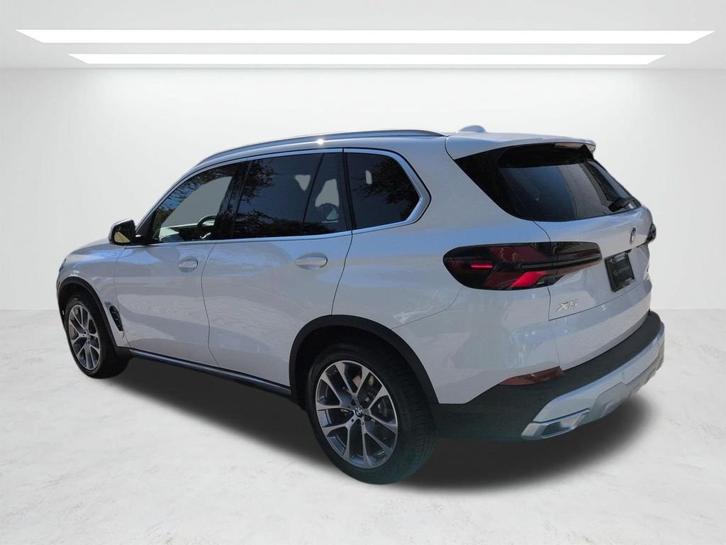 New 2026 Alpine White BMW xDrive40i image 6