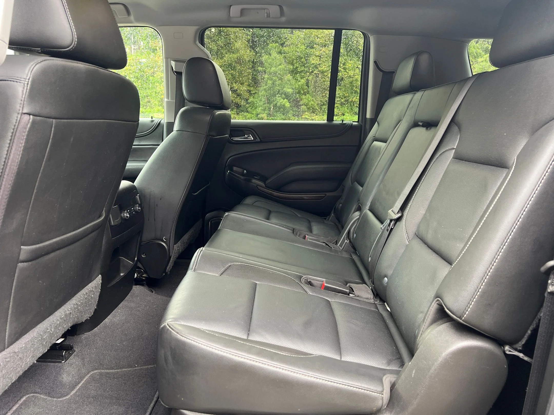 Used 2020 Black GMC SLT image 25