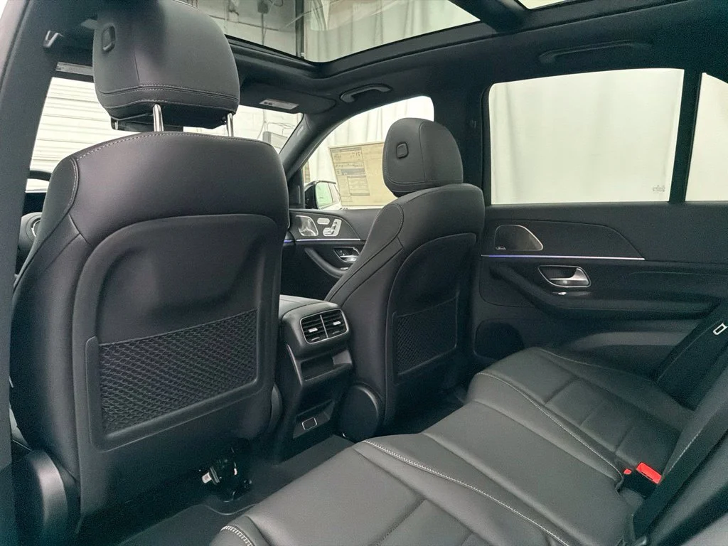 New 2027 White Mercedes-Benz GLE 450 image 23